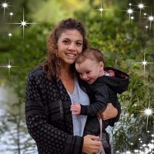 Meet your Posher, Leslie